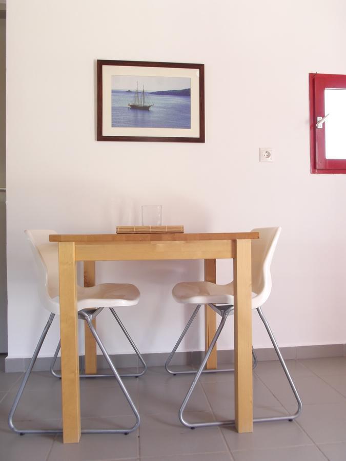 Apartment Kyfanta, & In Kyparissi Kyparíssion
